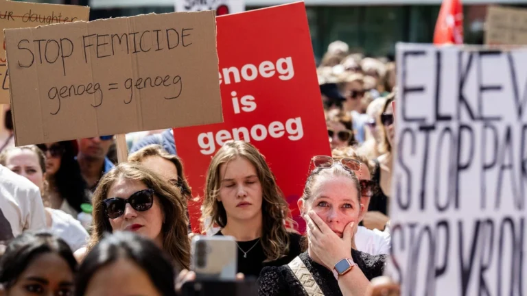 Psychisch geweld en dwingende controle mogelijk binnenkort strafbaar: wat houdt het wetsvoorstel in?