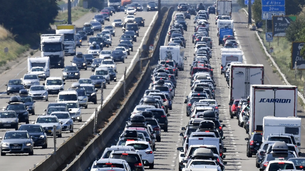 Zomerdrukte op Europese wegen: dit weekend wordt een van de drukste van het jaar