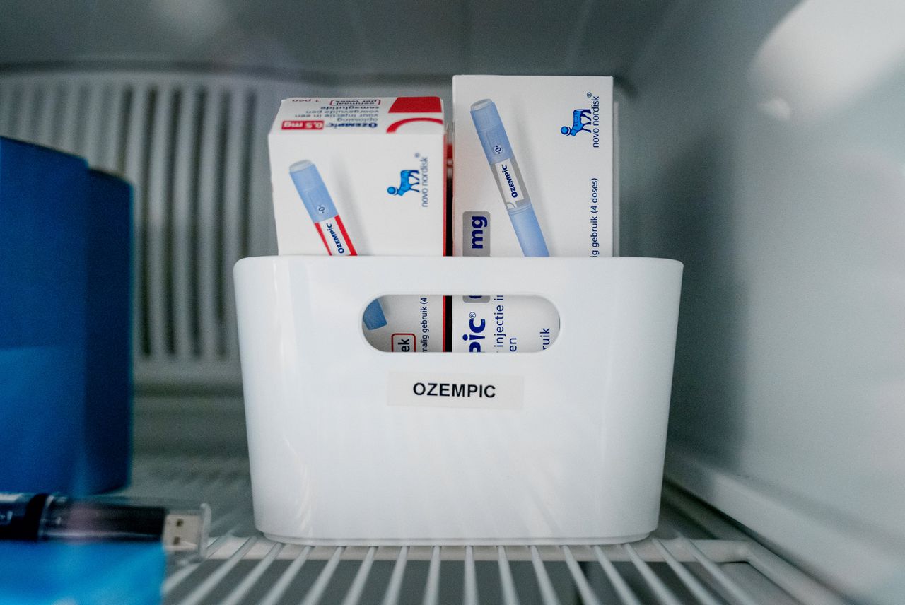 Boetes voor Nederlandse media om berichtgeving over Ozempic: persvrijheid of volksgezondheid?