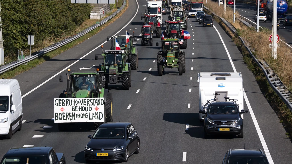 Twente verbiedt tractoren op snelweg na dodelijk ongeluk bij boerenprotest