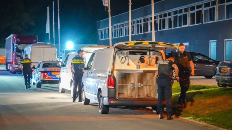 Politieactie bij distributiecentrum Die Grenze in Peize: niets aangetroffen